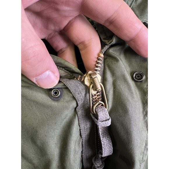 VTG 80s US M65Military Fish Tail Parka Extreme Cold Weather Green Men's Size L - Picture 4 of 9